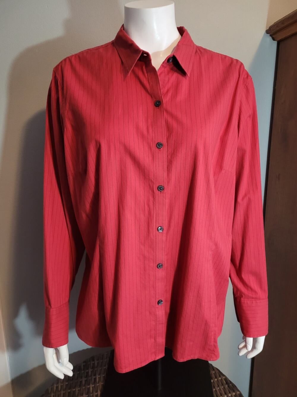 Eddie Bauer Red Pinstripe Button Down Shirt XXL Wrinkle Resistant Stretch Career